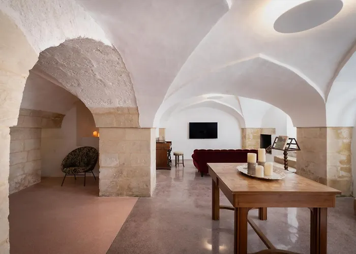 Dimora Del Vescovo Art Boutique Hotel