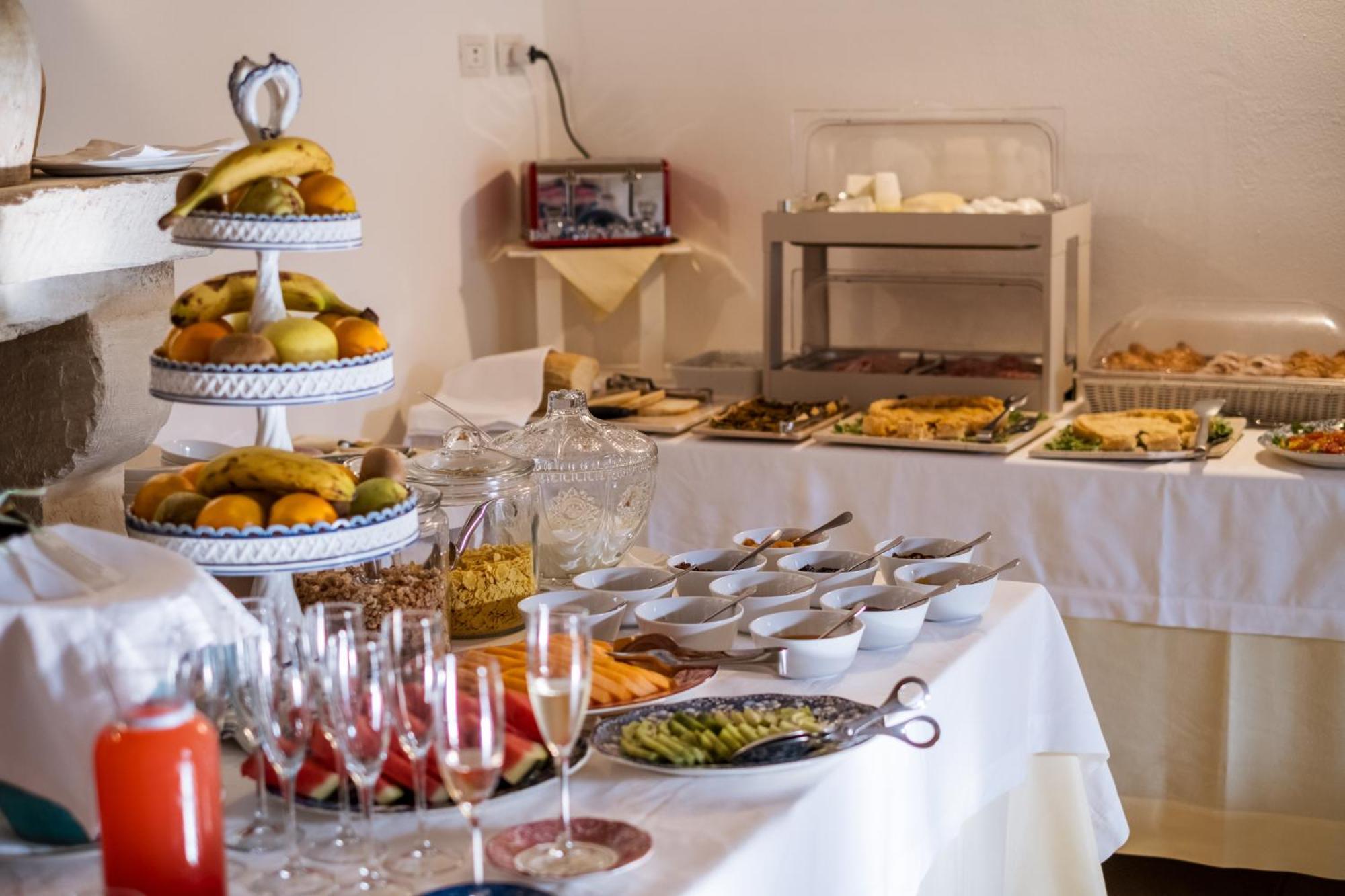 Dimora Del Vescovo Art Boutique Bed & Breakfast *